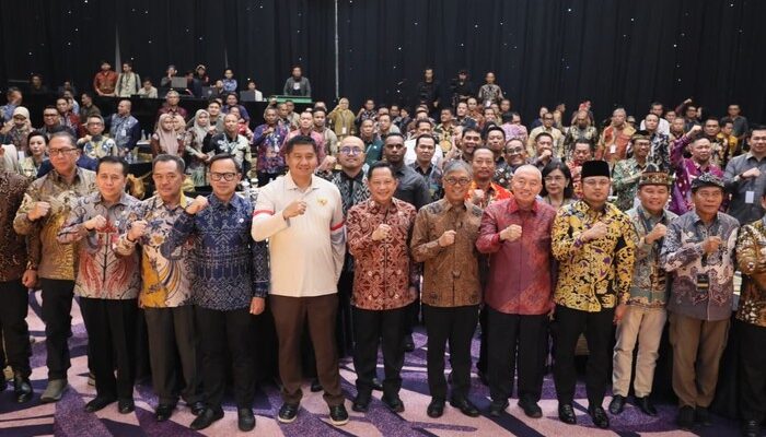 Mendagri Tekankan Pengawasan Daerah Harus Diiringi Pembinaan yang Kuat